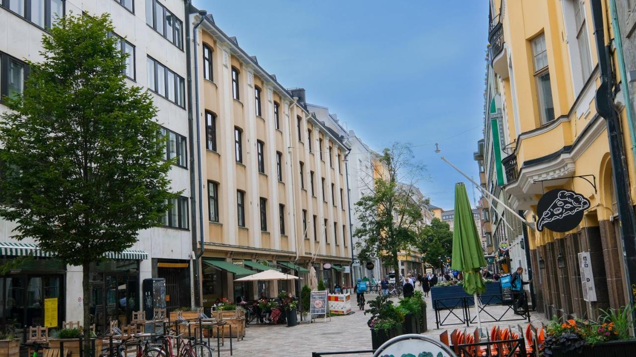 Nice Studio Apartment On A Pedestrian Street 赫尔辛基 外观 照片