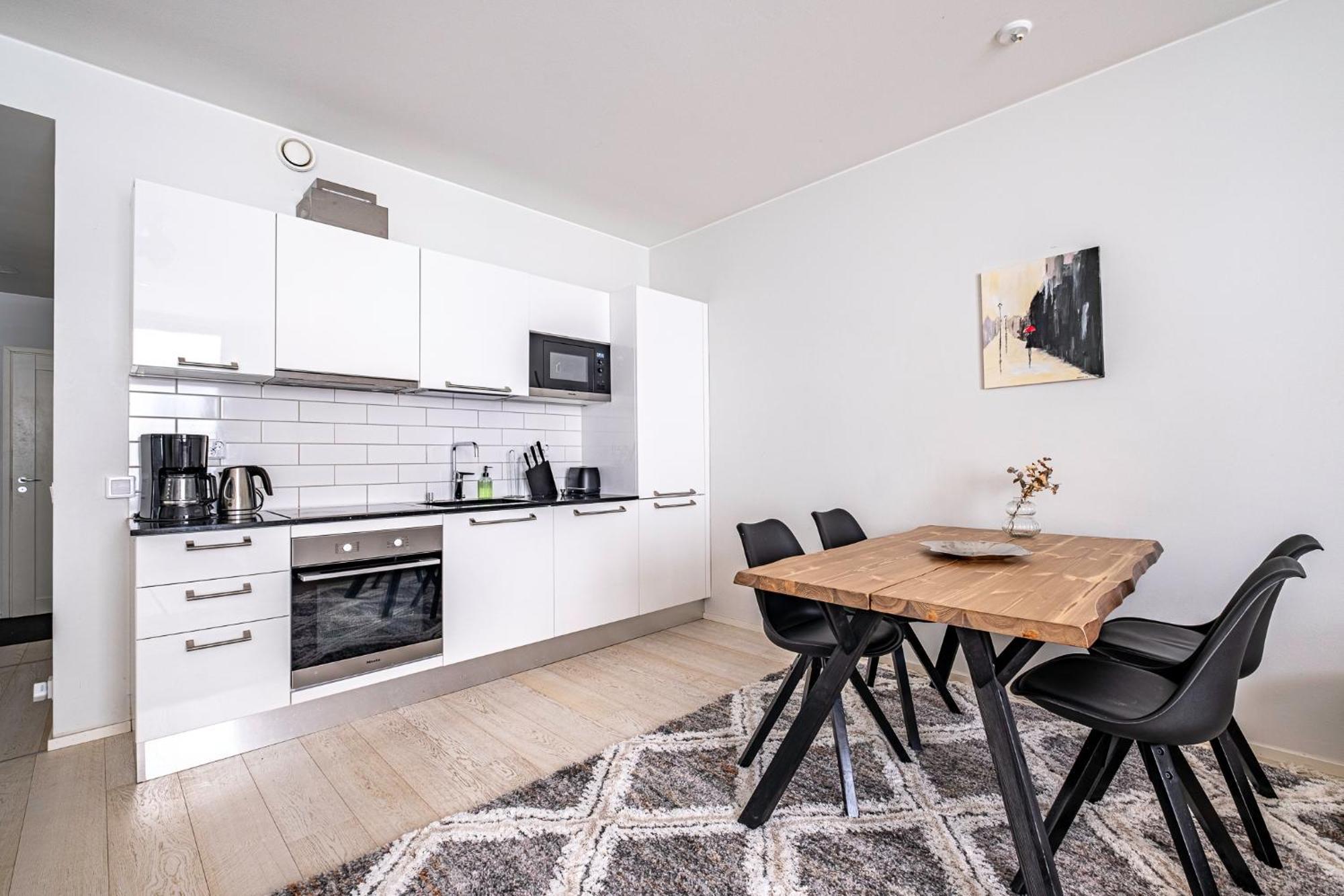Nice Studio Apartment On A Pedestrian Street 赫尔辛基 外观 照片