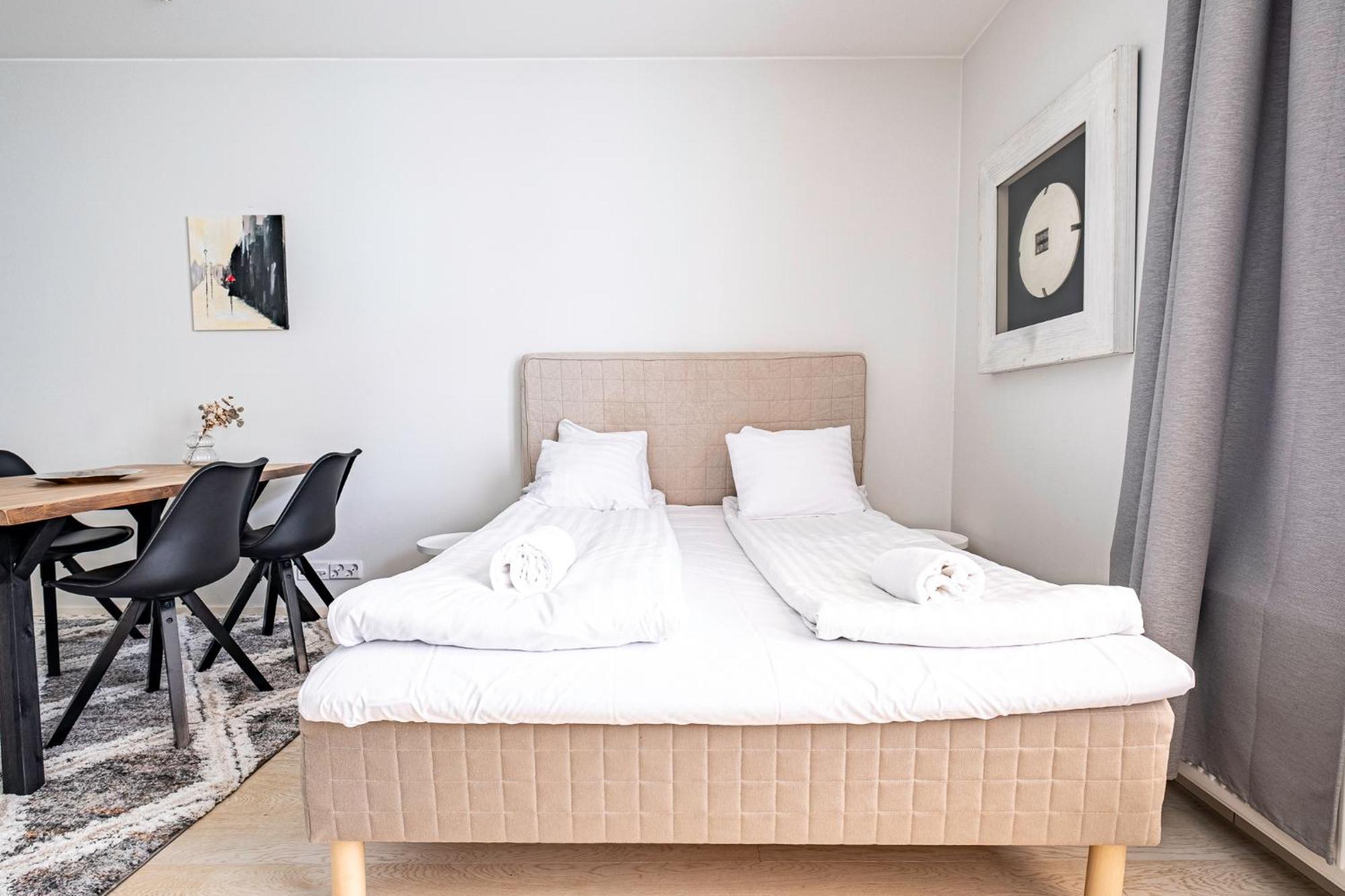 Nice Studio Apartment On A Pedestrian Street 赫尔辛基 外观 照片