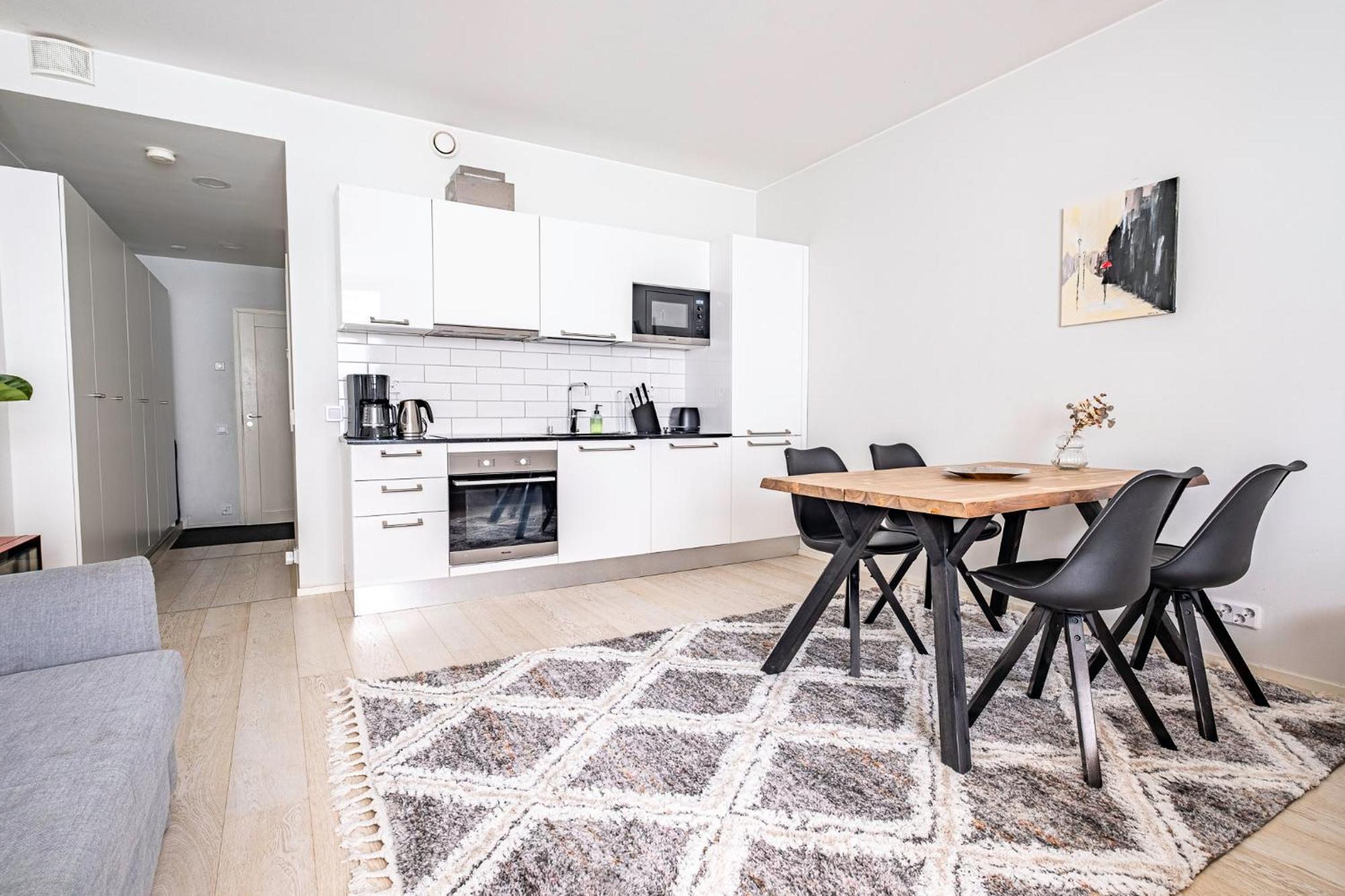 Nice Studio Apartment On A Pedestrian Street 赫尔辛基 外观 照片