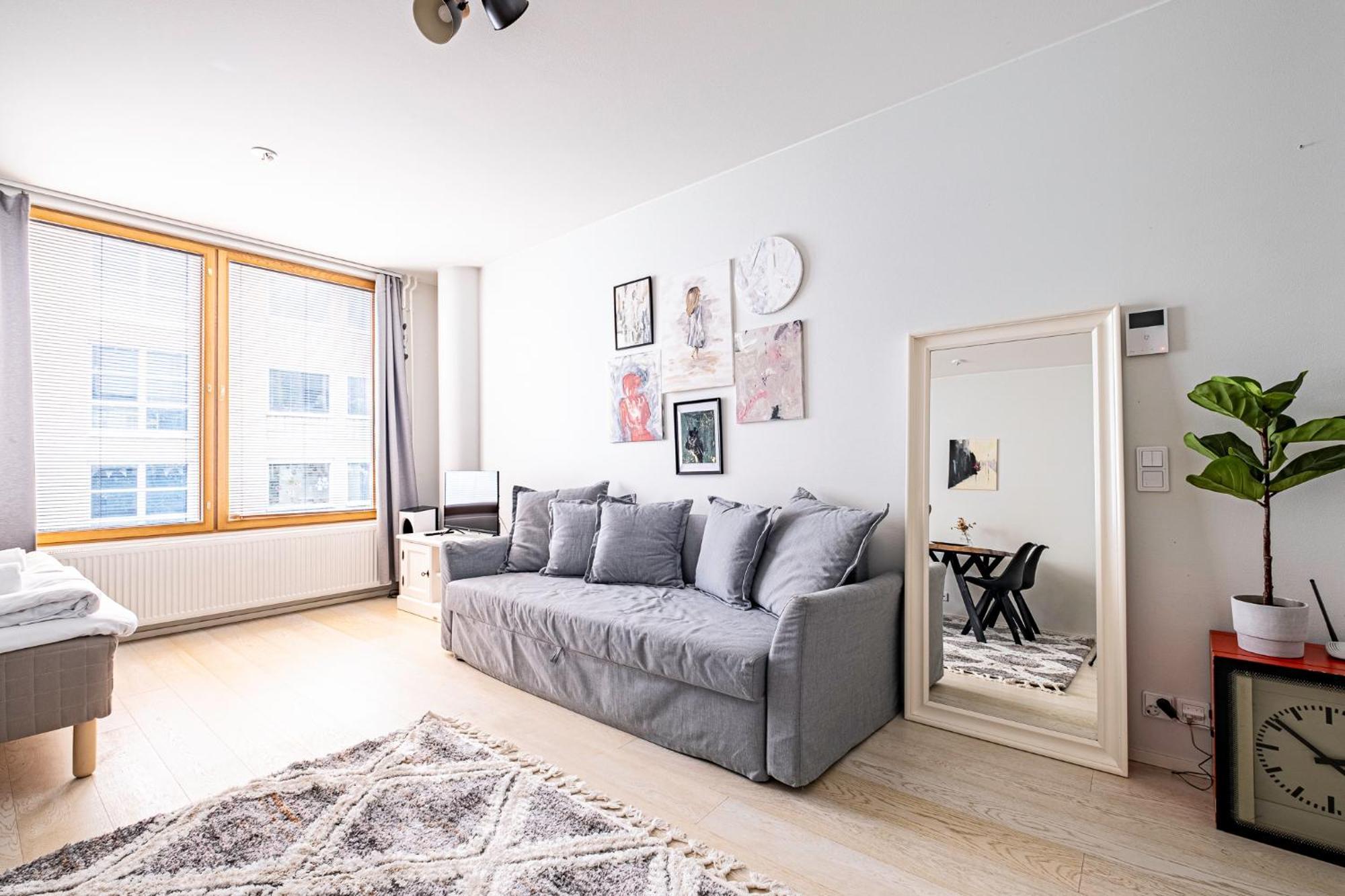 Nice Studio Apartment On A Pedestrian Street 赫尔辛基 外观 照片